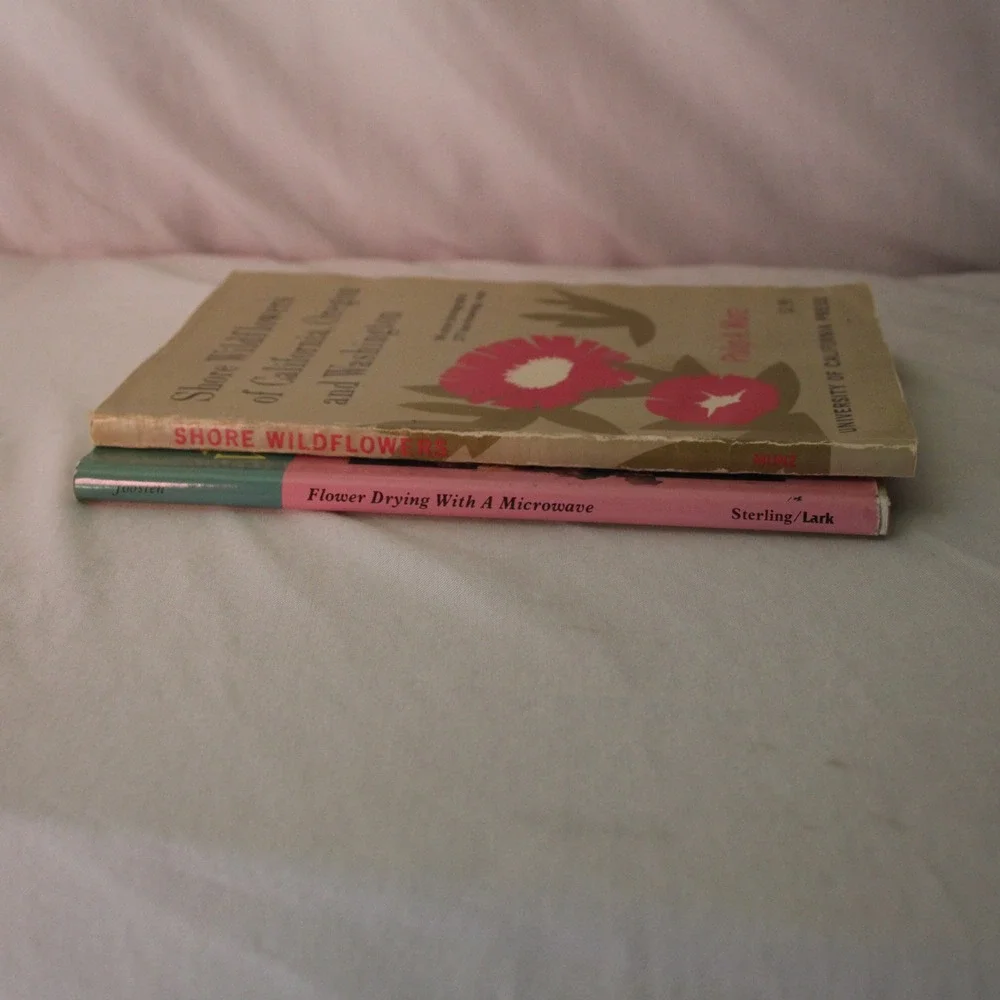 Shore Wildflowers California Oregon Washington + Flower Drying‎ Book Lot